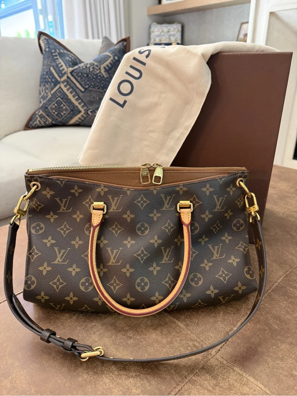 Authentic Louis Vuitton Monogram Pallas Shoulder Bag with strap - Picture 1 of 16
